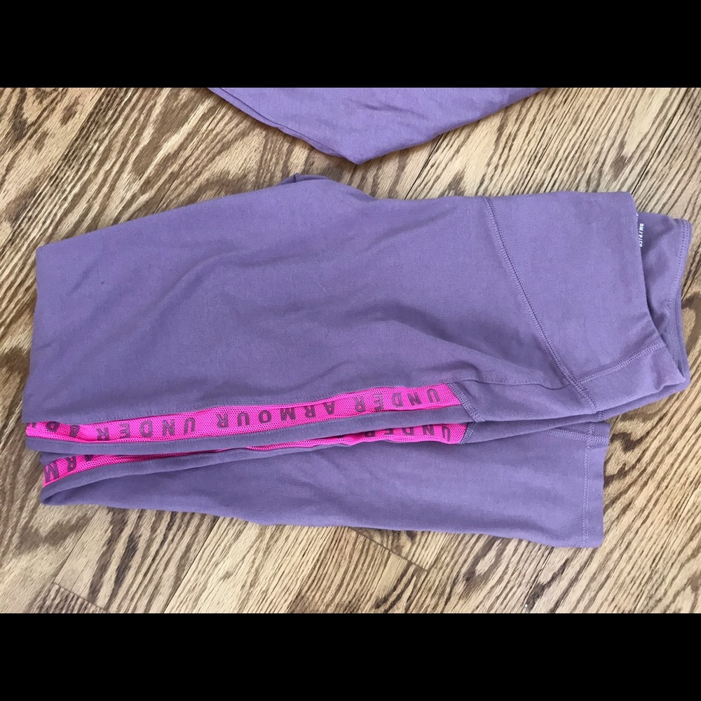 Under armour leggings with matching top
